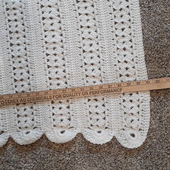 Hand crocheted Baby boy or girl baptismal blanket - Picture 7 of 7